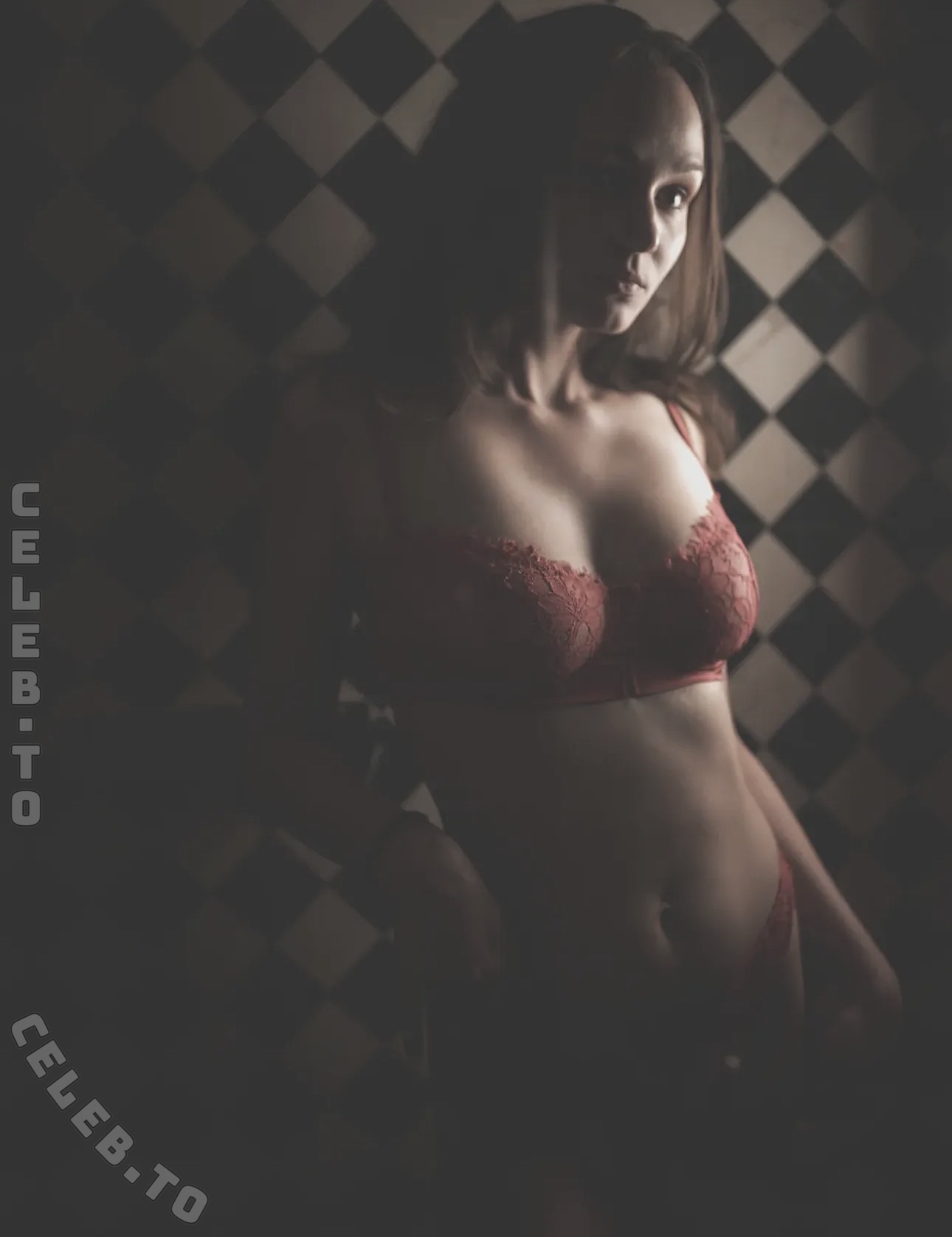 Viktoria Lara Hochwimmer nude photo 3