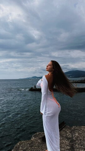 Viktoria Vragchinskaya nude photo 2