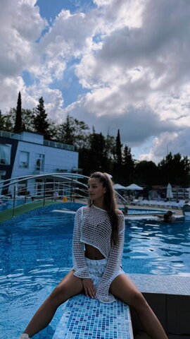 Viktoria Vragchinskaya nude photo 1