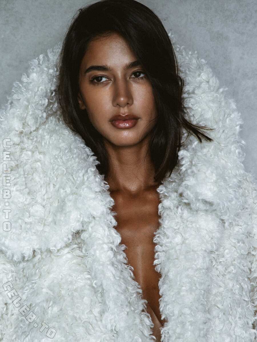 Viktoriia Pandei nude photo 8