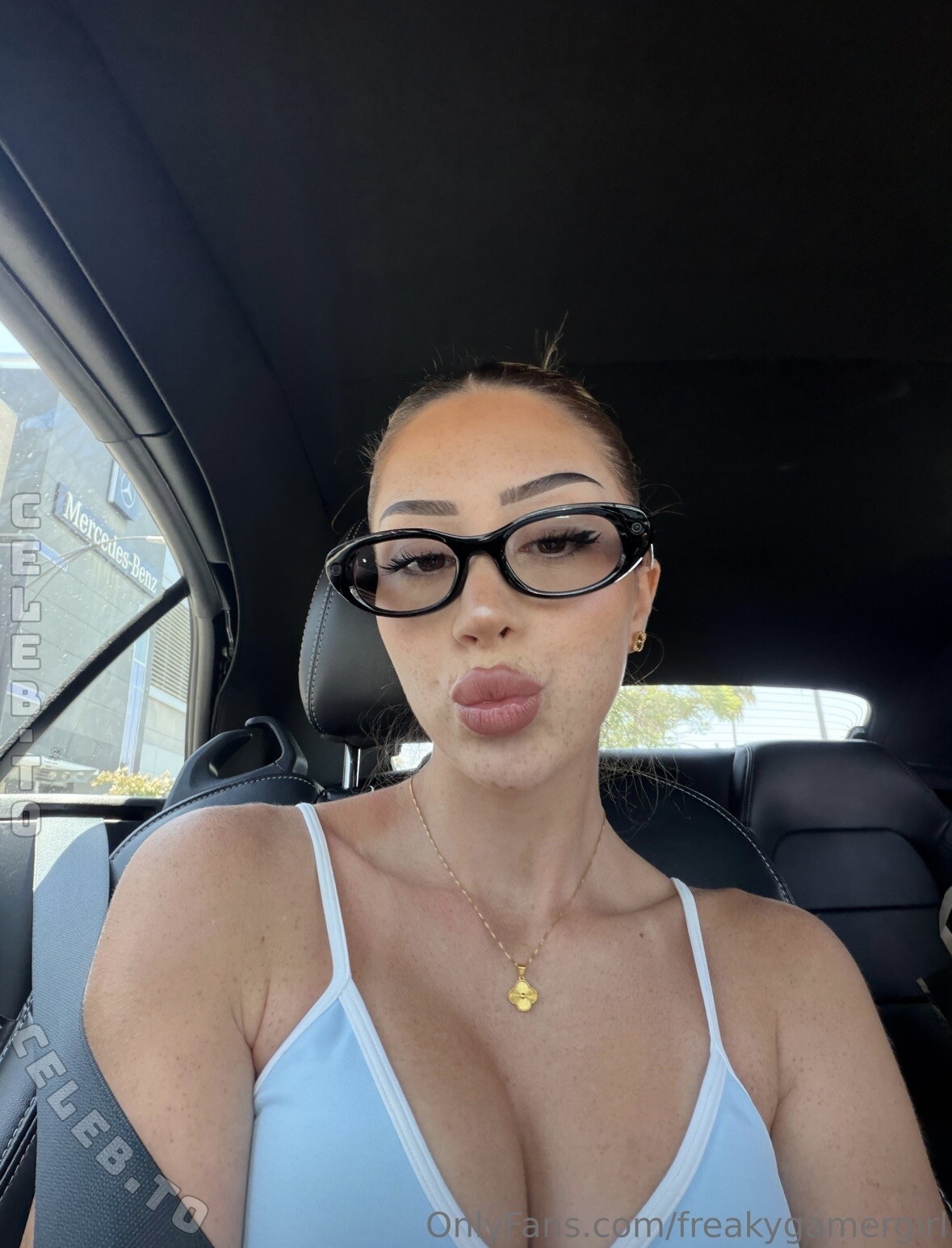 vinamiledy nude photo 11