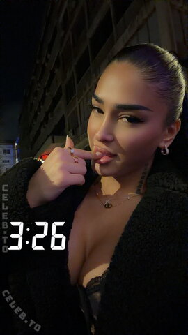 Vinoschh nude photo 24
