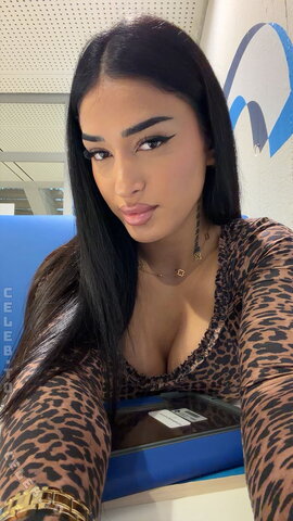 Vinoschh nude photo 21