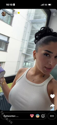 Vinoschh nude photo 13