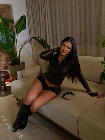 Vinoschh – Instagram Posts