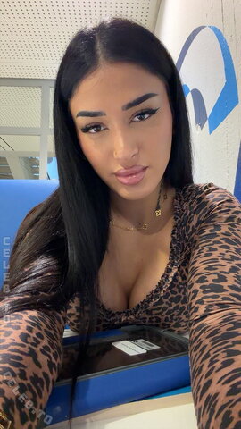 Vinoschh nude photo 30