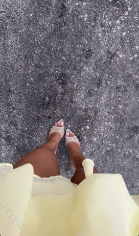 Vinoschh nude photo 25
