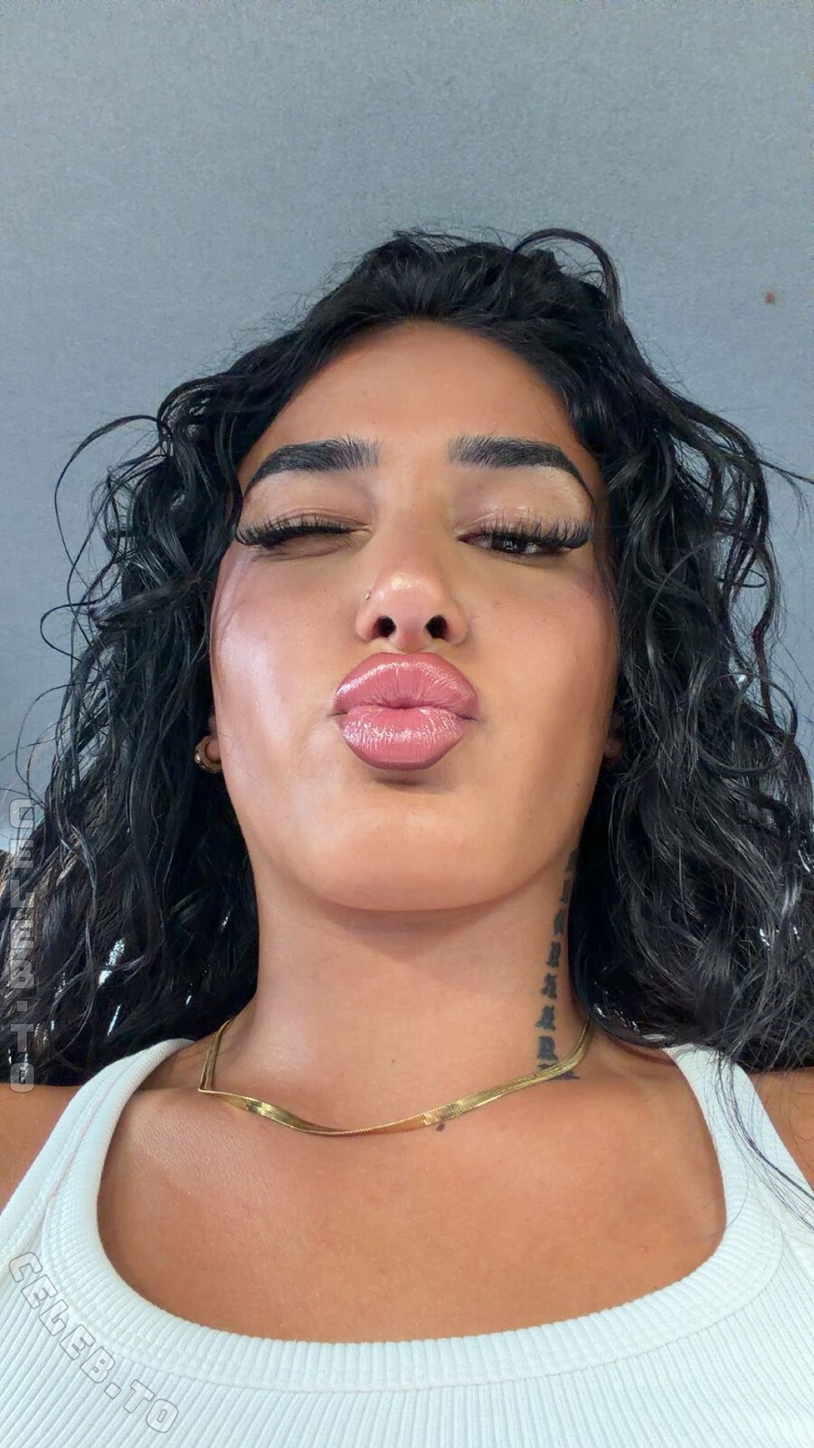 Vinoschh nude photo 6