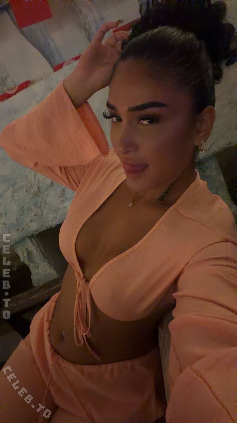 Vinoschh nude photo 7