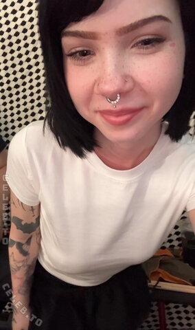 violetaddams nude photo 15