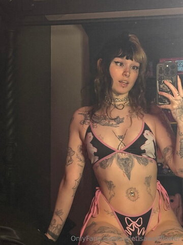 violetisawallflower nude photo 3