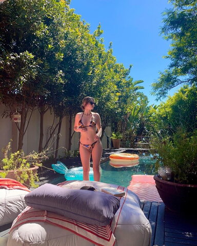 VirtualGemma nude photo 2