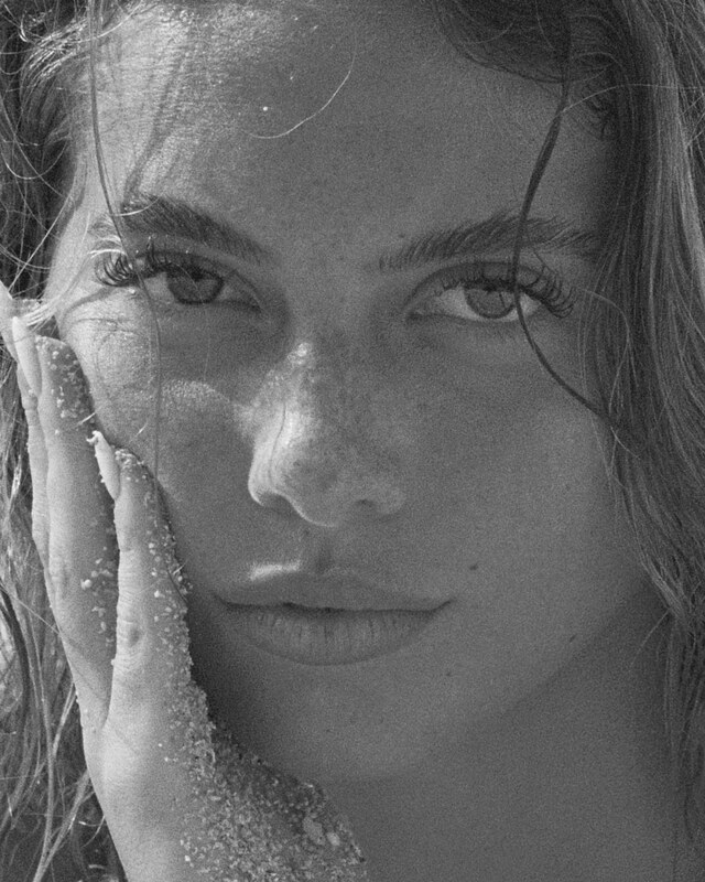 Vivaz Magazine nude photo 9