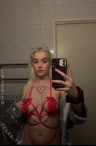 vivi koskinen nude photo 2