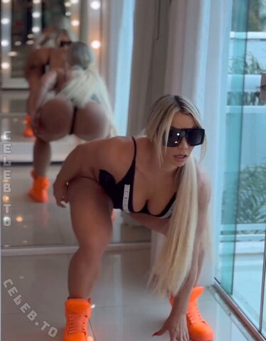 Vivi Winkler nude photo 36