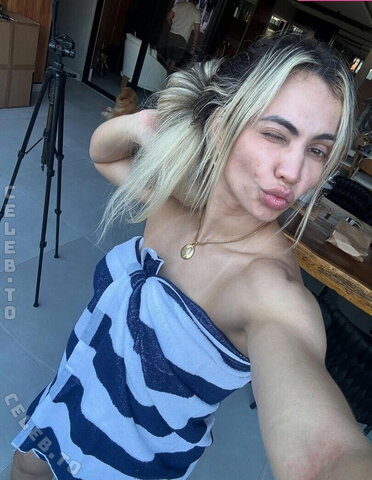 Vivi Winkler nude photo 26