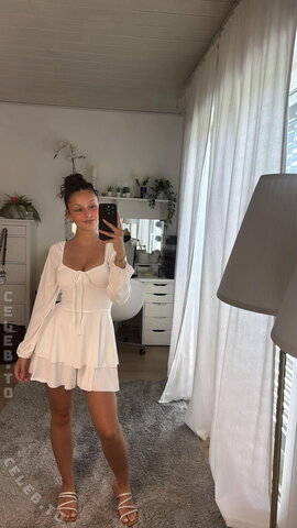 vivianalukas nude photo 8