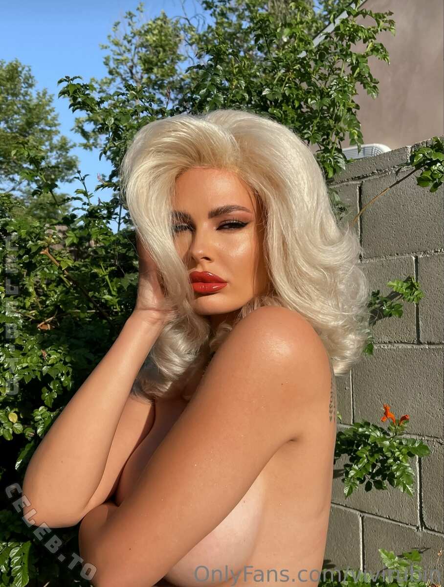 Vivien Rubin nude photo 1