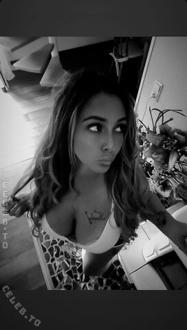 Vivien nude photo 10