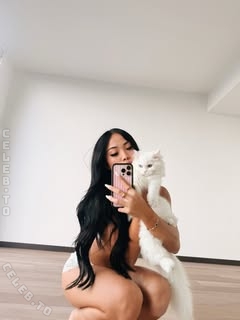 Vivienne Vo nude photo 5