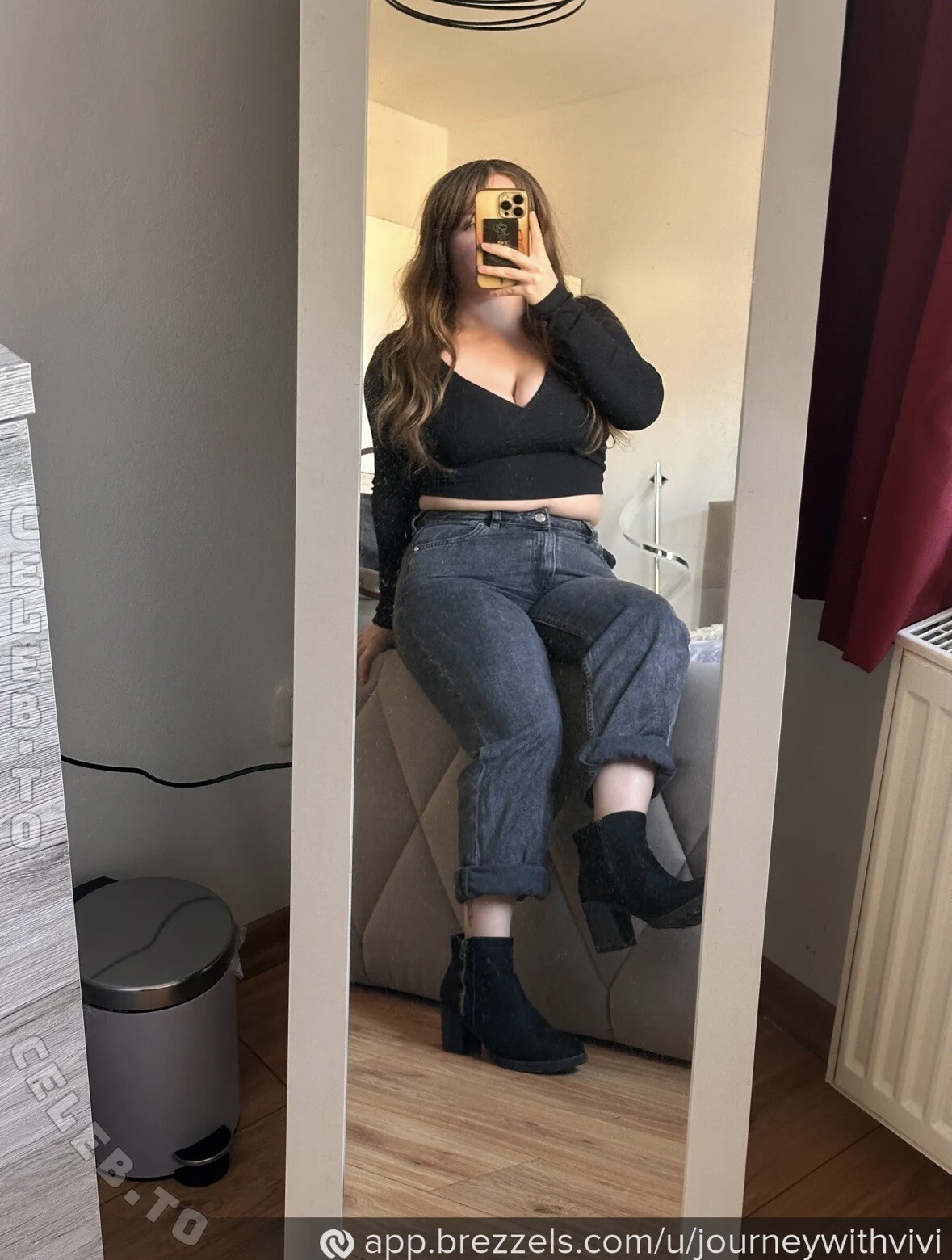 Vivien.rks nude photo 4