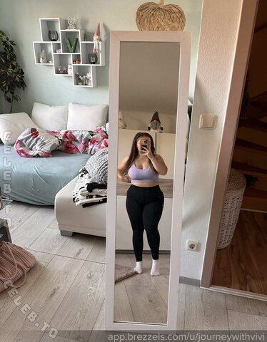 Vivien.rks nude photo 3