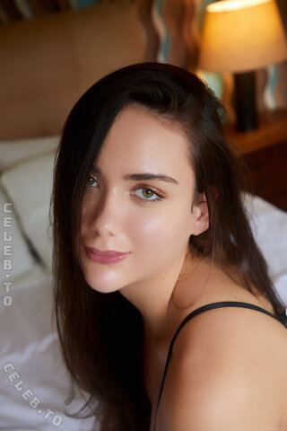 Vixi Rafi nude photo 172