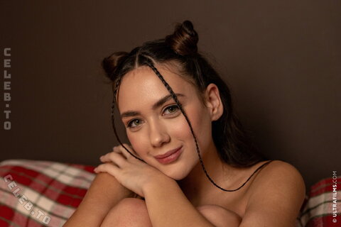 Vixi Rafi nude photo 351