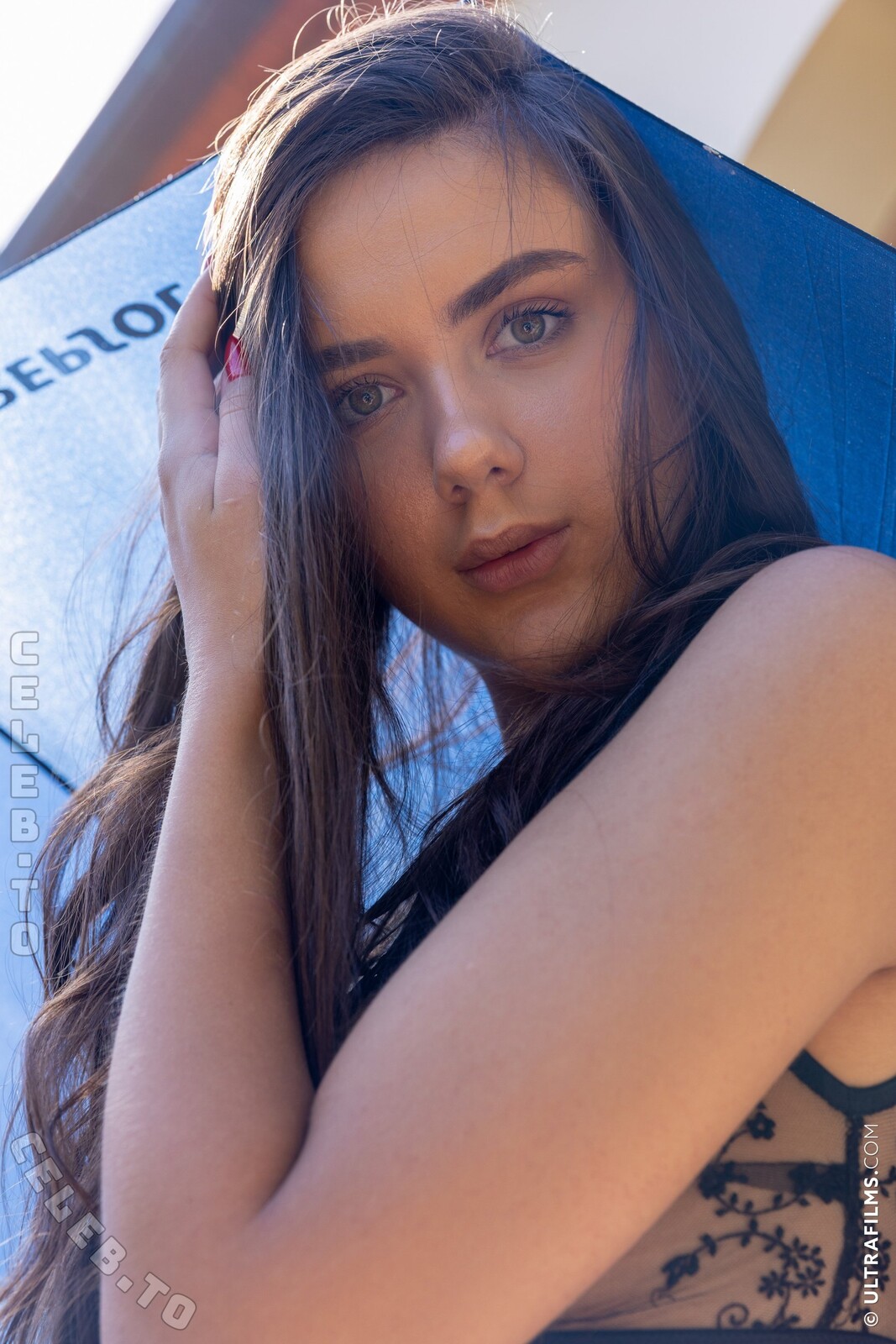 Vixi Rafi nude photo 5