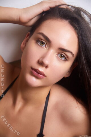 Vixi Rafi nude photo 237