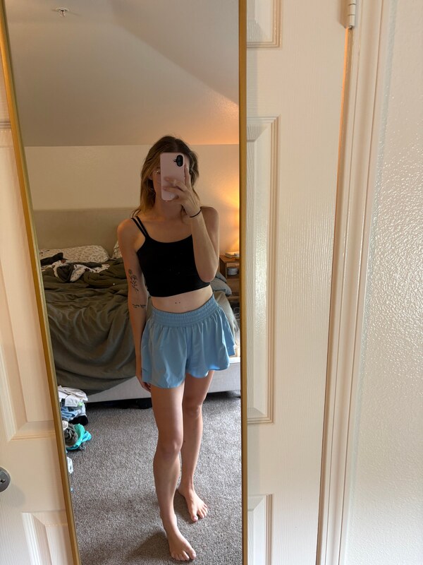 Vodkacranberrymilf nude photo 1