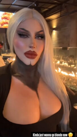 vonjaxx nude photo 4
