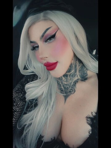 vonjaxx nude photo 2