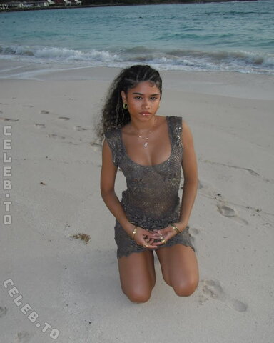Wahyne nude photo 63