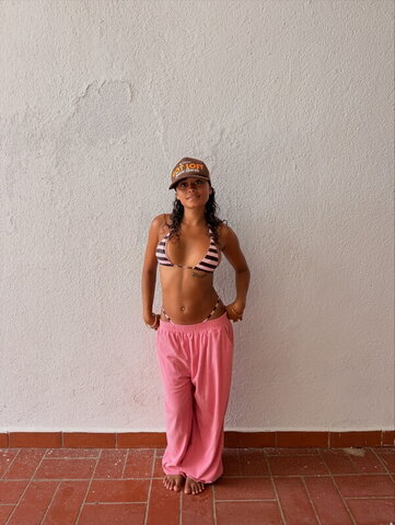 Wahyne nude photo 6