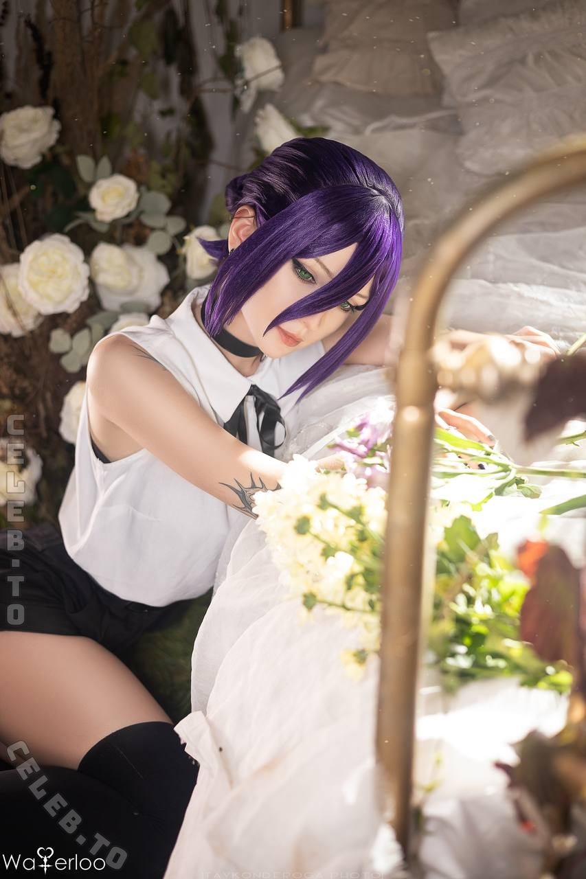 Waterloo Cosplay nude photo 2