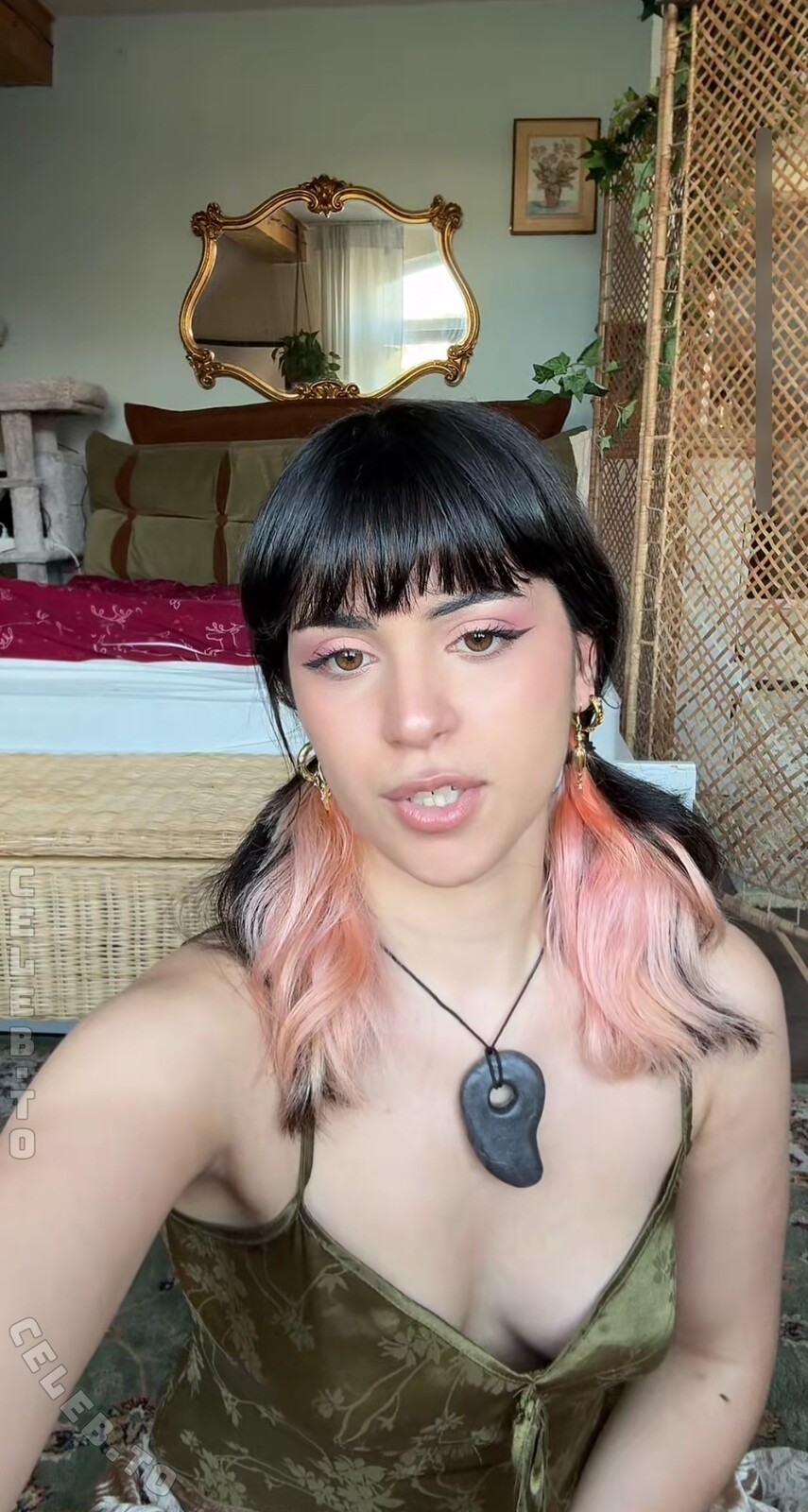 Wayamayafey nude photo 3