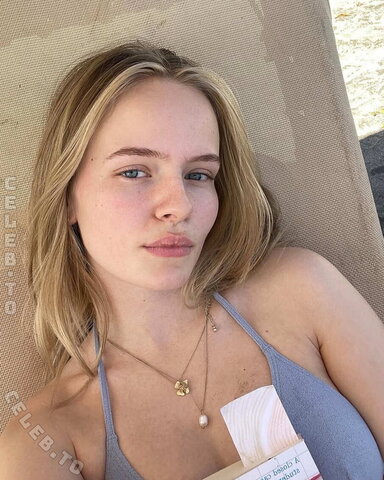Wemmse (Emma) Hot (10 photos)