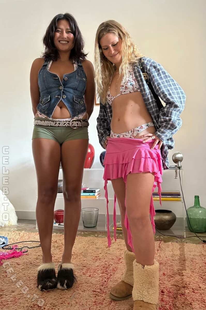 Where.is.Moni nude photo 1
