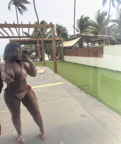 whitechoccolat nude photo 6