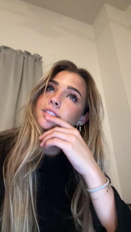 whitney robbins nude photo 4