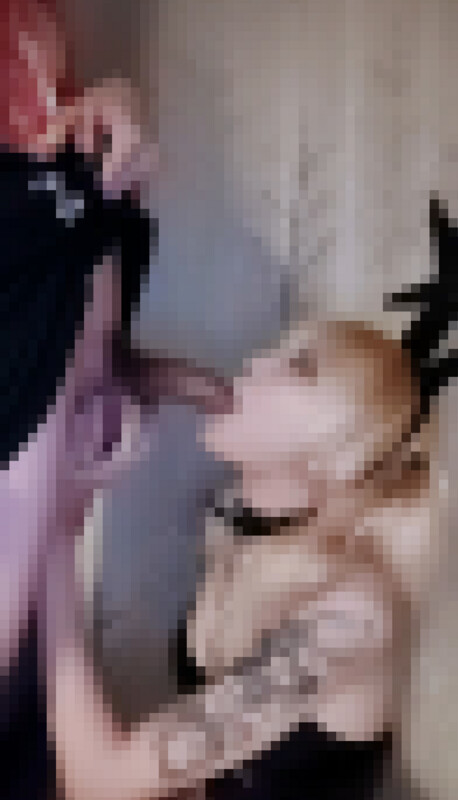 Whorebinger nude photo 2