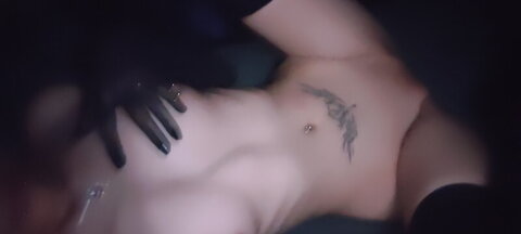 Whorebinger nude photo 62