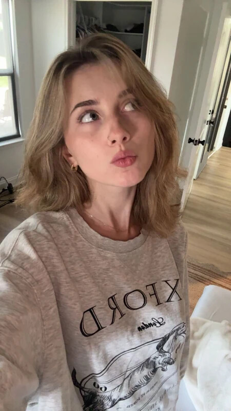 Willow.j.c nude photo 1