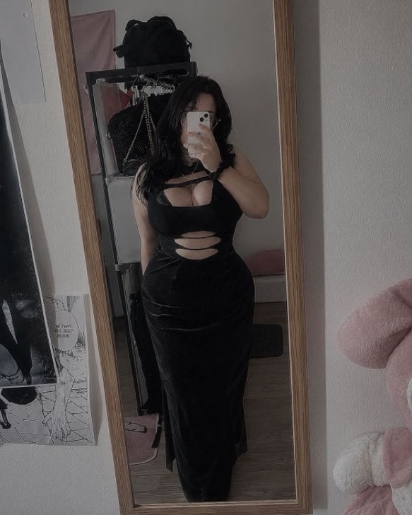 winterd0ll nude photo 3