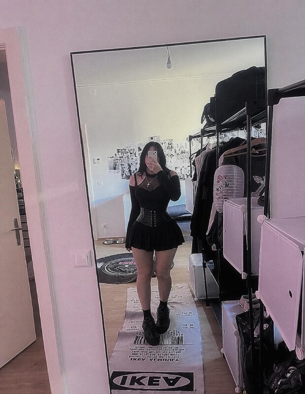 winterd0ll nude photo 5