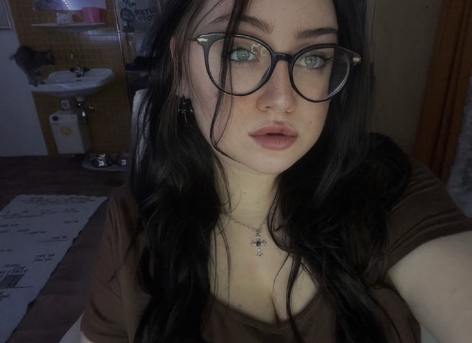 winterd0ll nude photo 13