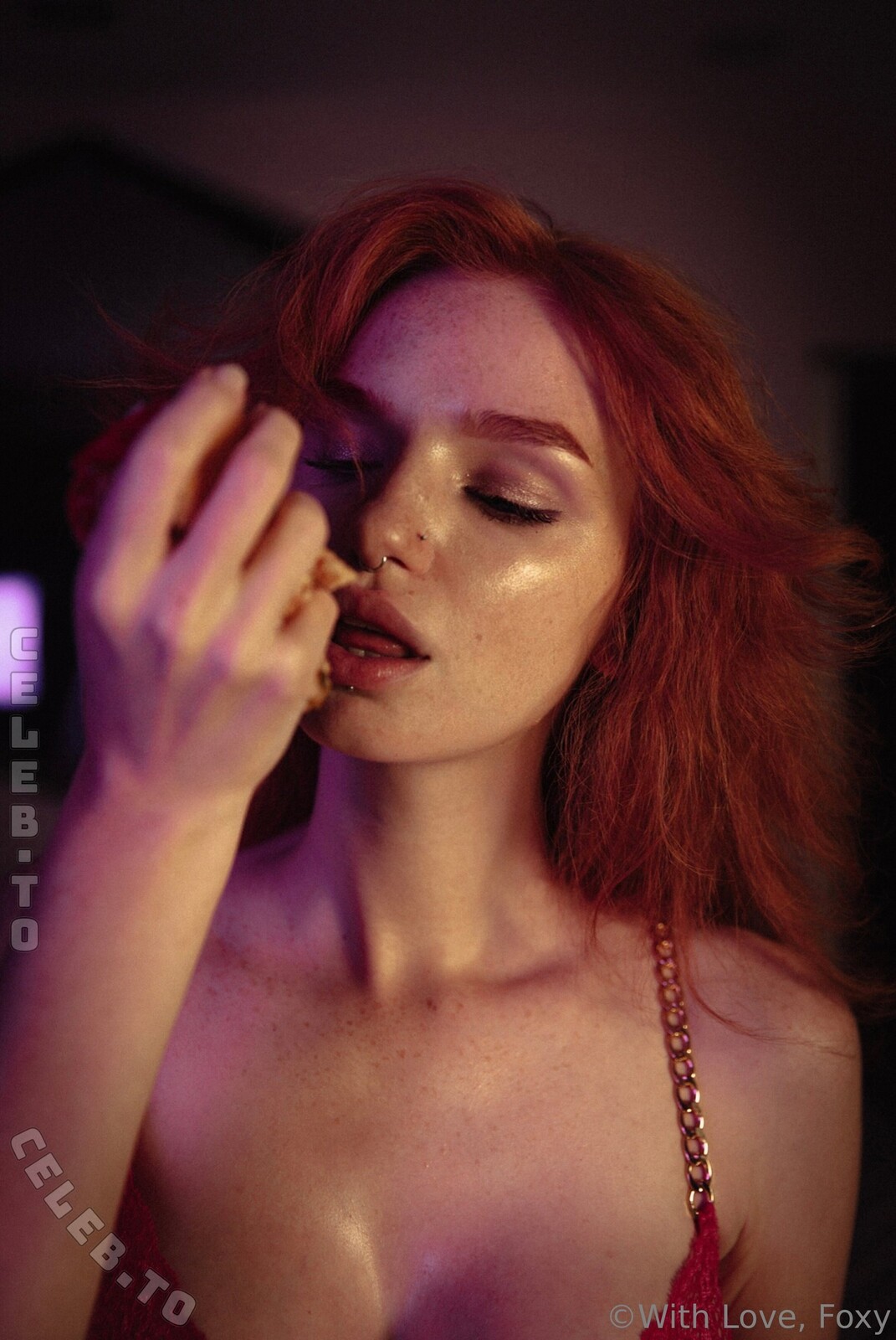 withlovefoxy nude photo 13