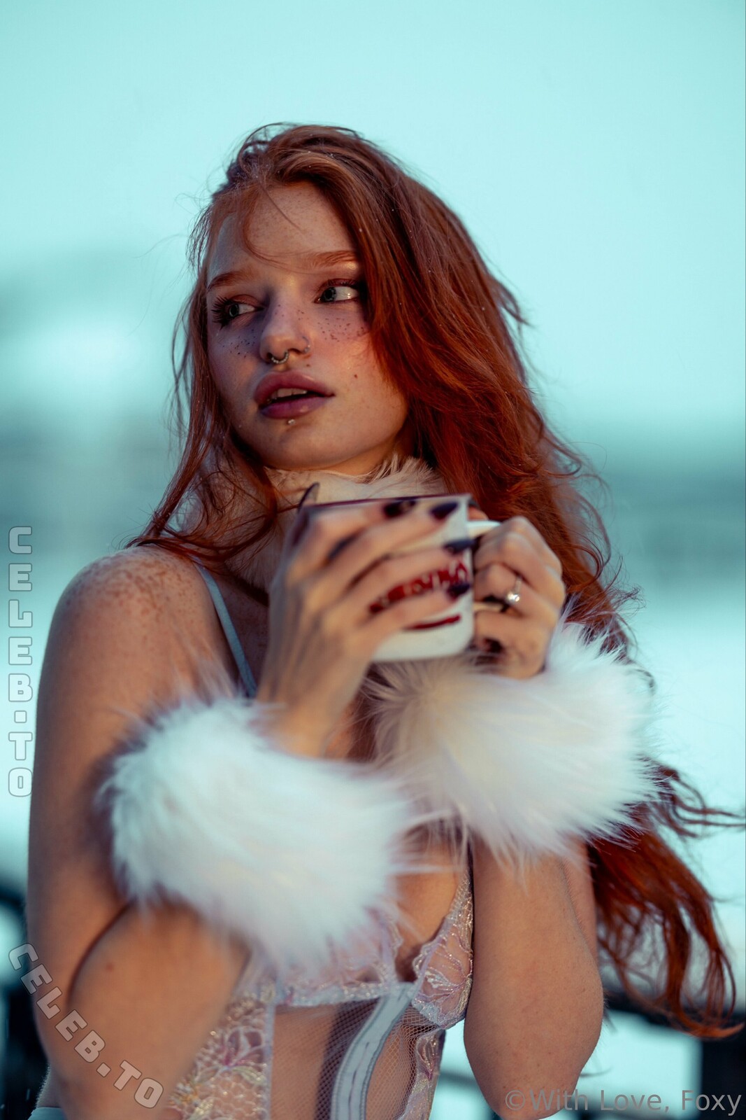 withlovefoxy nude photo 5