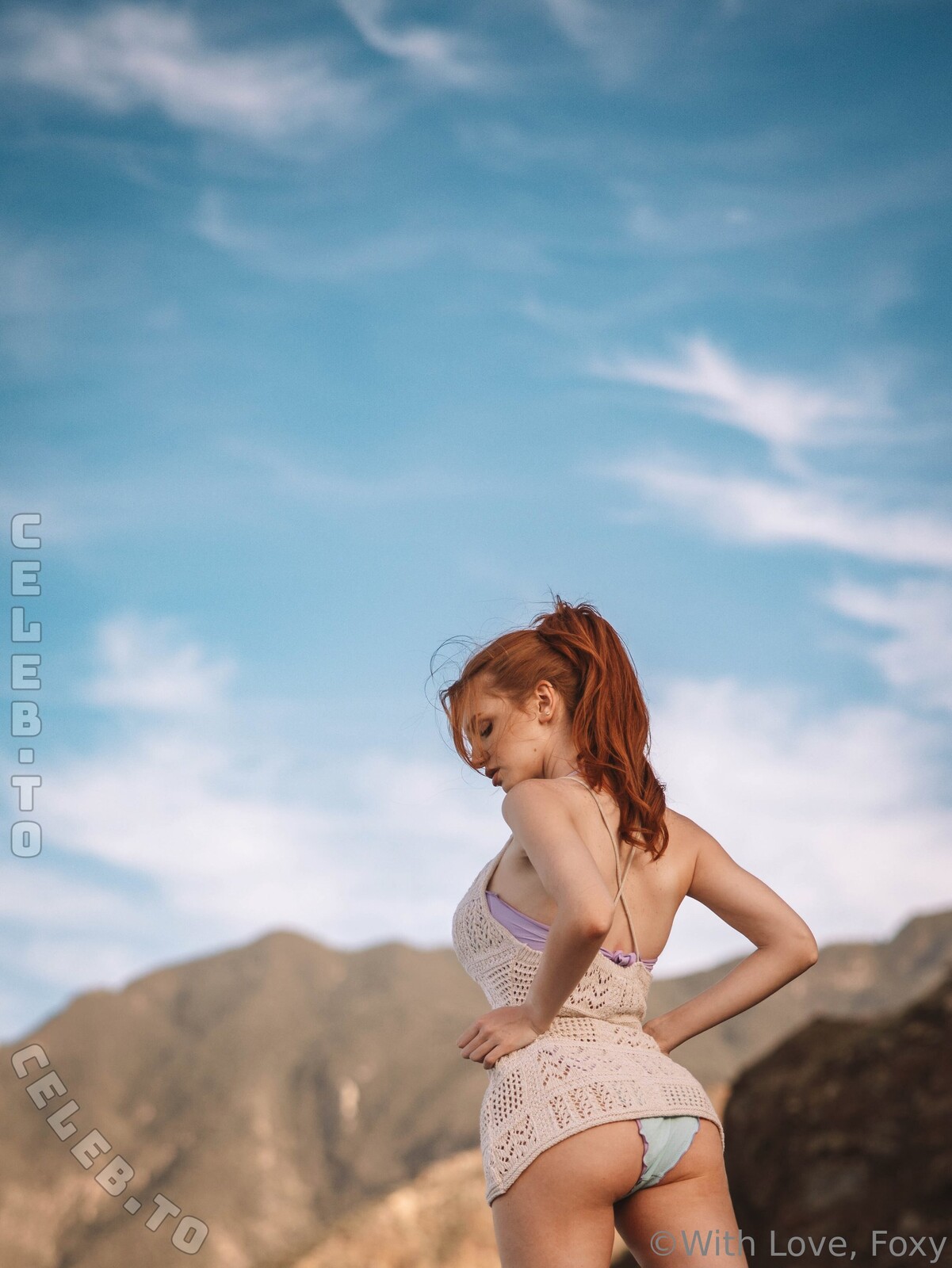 withlovefoxy nude photo 2